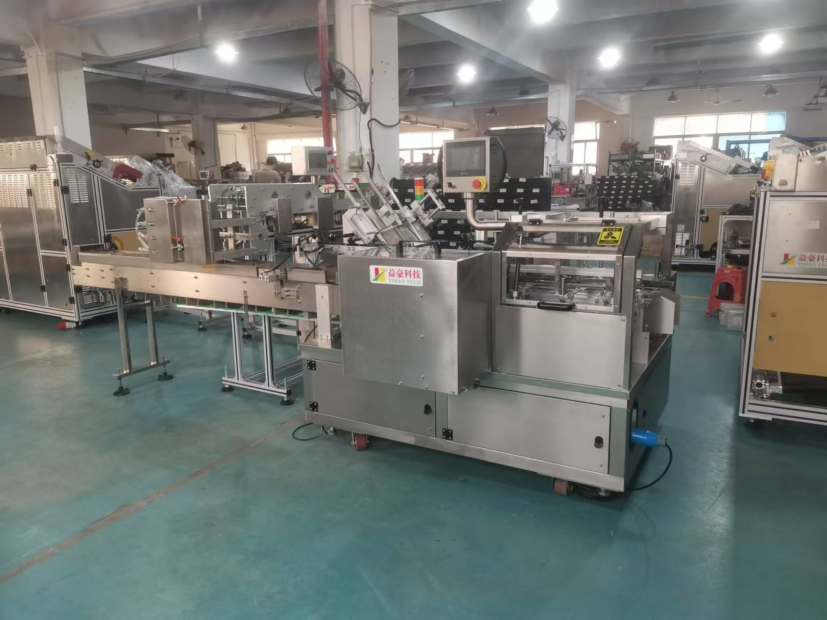 面膜灌裝機(jī)革命者：精準(zhǔn)到毫厘，效率躍云端