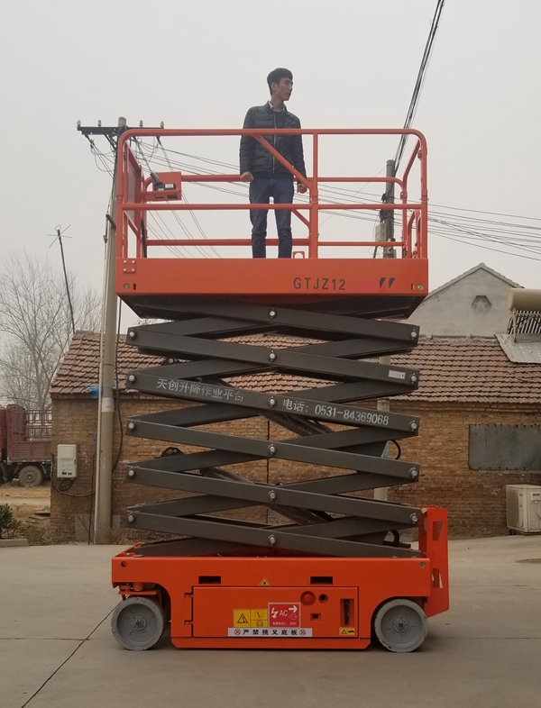 小型升降平臺廣泛應(yīng)用于哪里呢？
